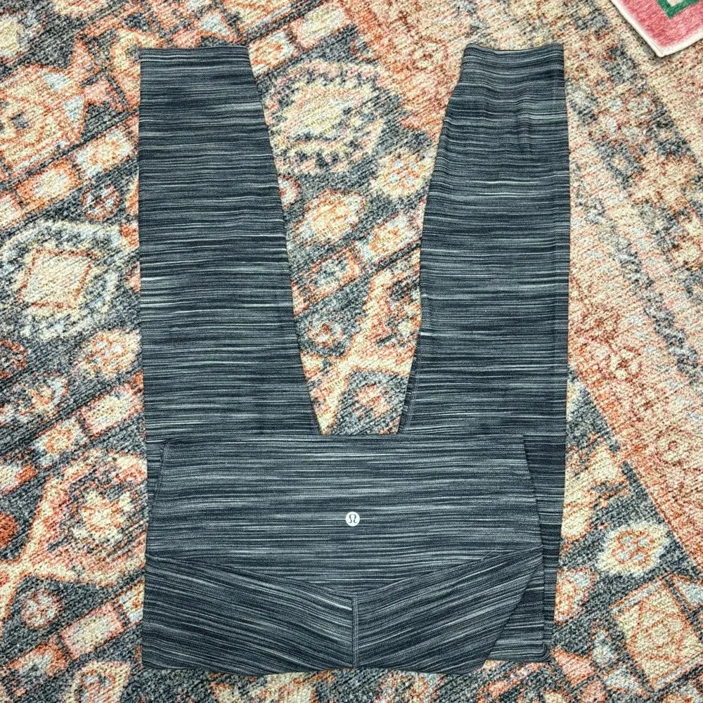 Lululemon HR Align Pant Leggings 25’ size 10 - Picture 8 of 13